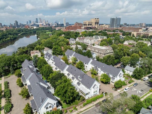 921 / 923 Dartmouth Place SE, Minneapolis, MN 55414