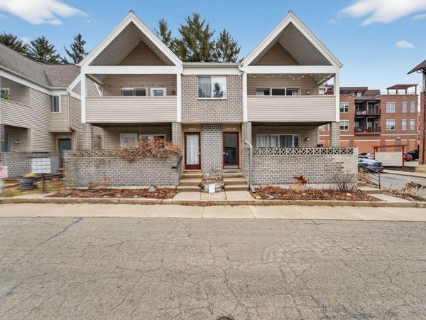 330 Amoth Court, Unit D, Madison, WI 53704