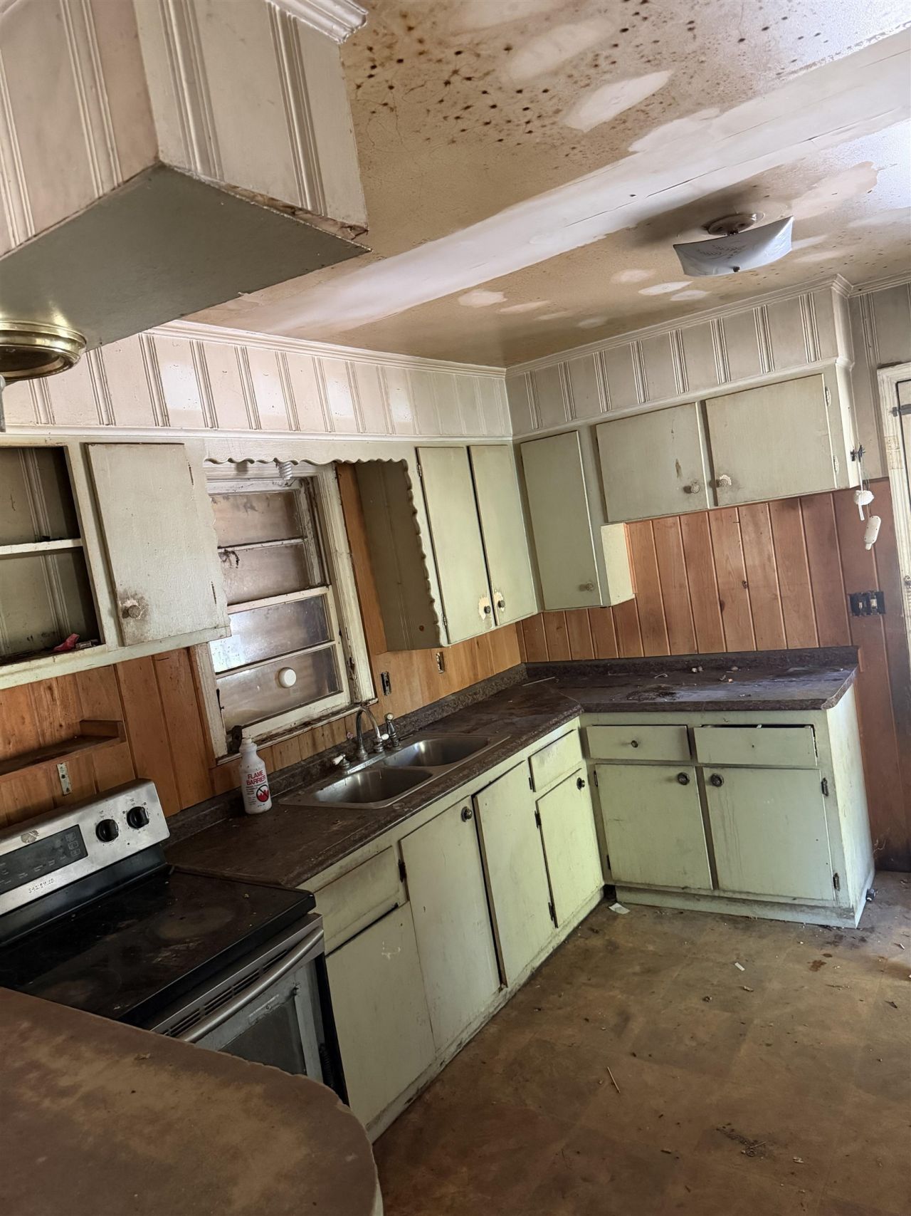 12 E Sassafras St. Photo 2