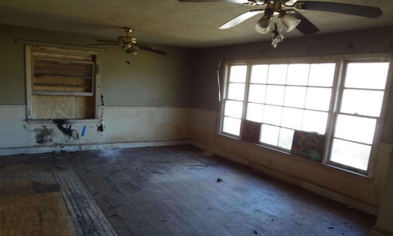 12 E Sassafras St. Photo 5