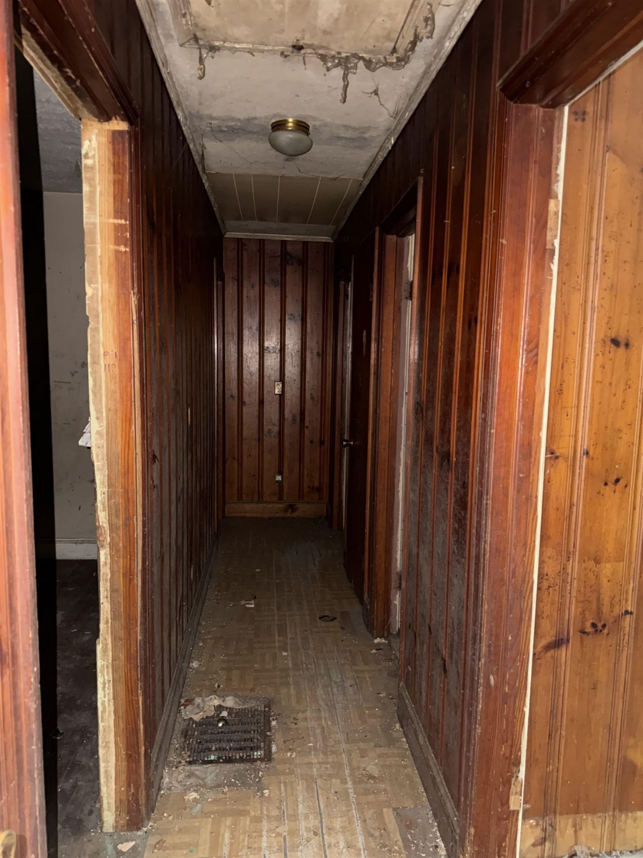 12 E Sassafras St. Photo 8
