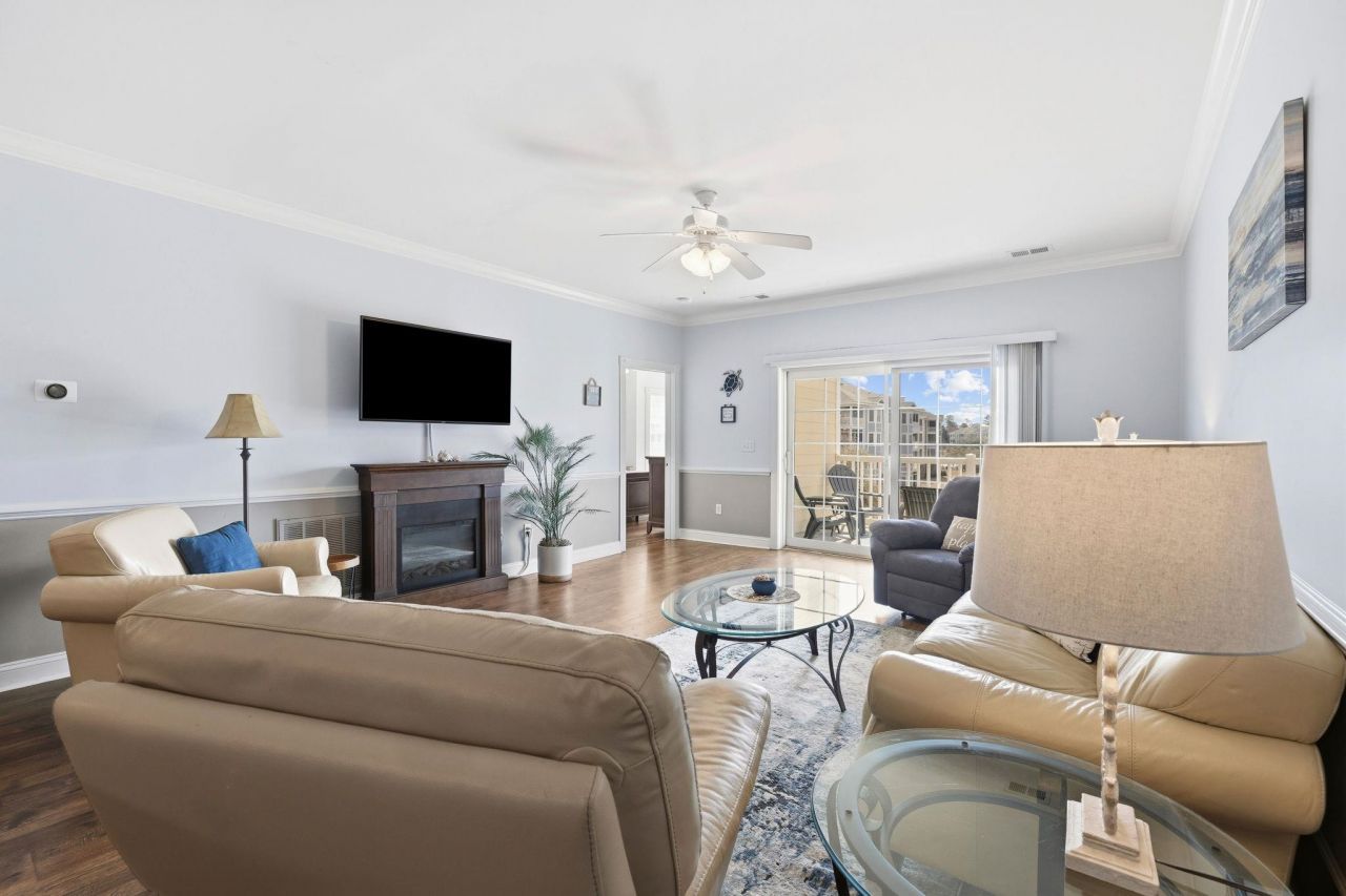 4861 Luster Leaf Circle Photo 16