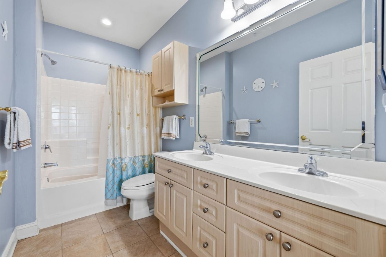 4861 Luster Leaf Circle Photo 5