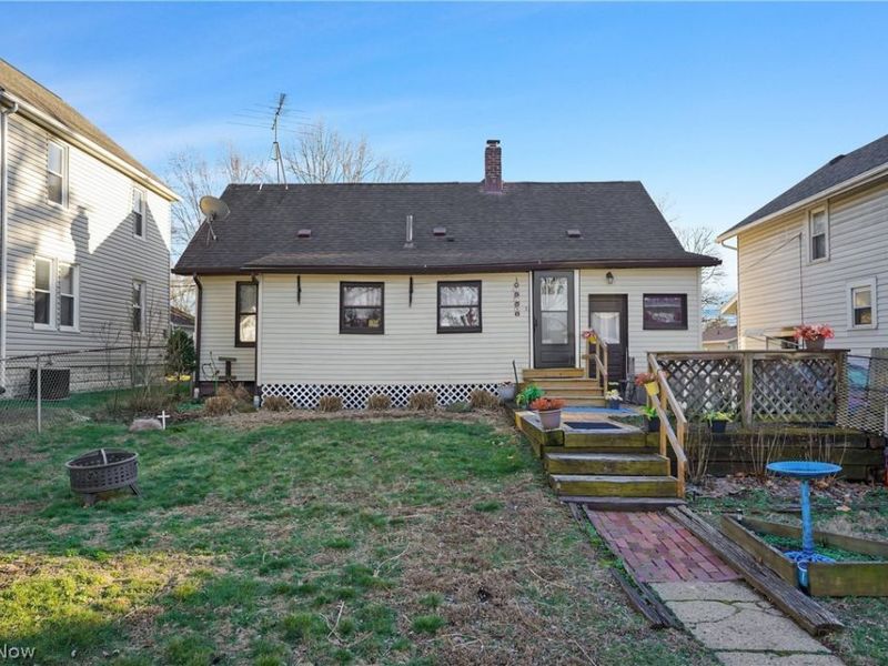 1237 Mcintosh Avenue , Akron, OH 44314 Photo 2