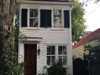 17 West Street, Charleston, SC 29401