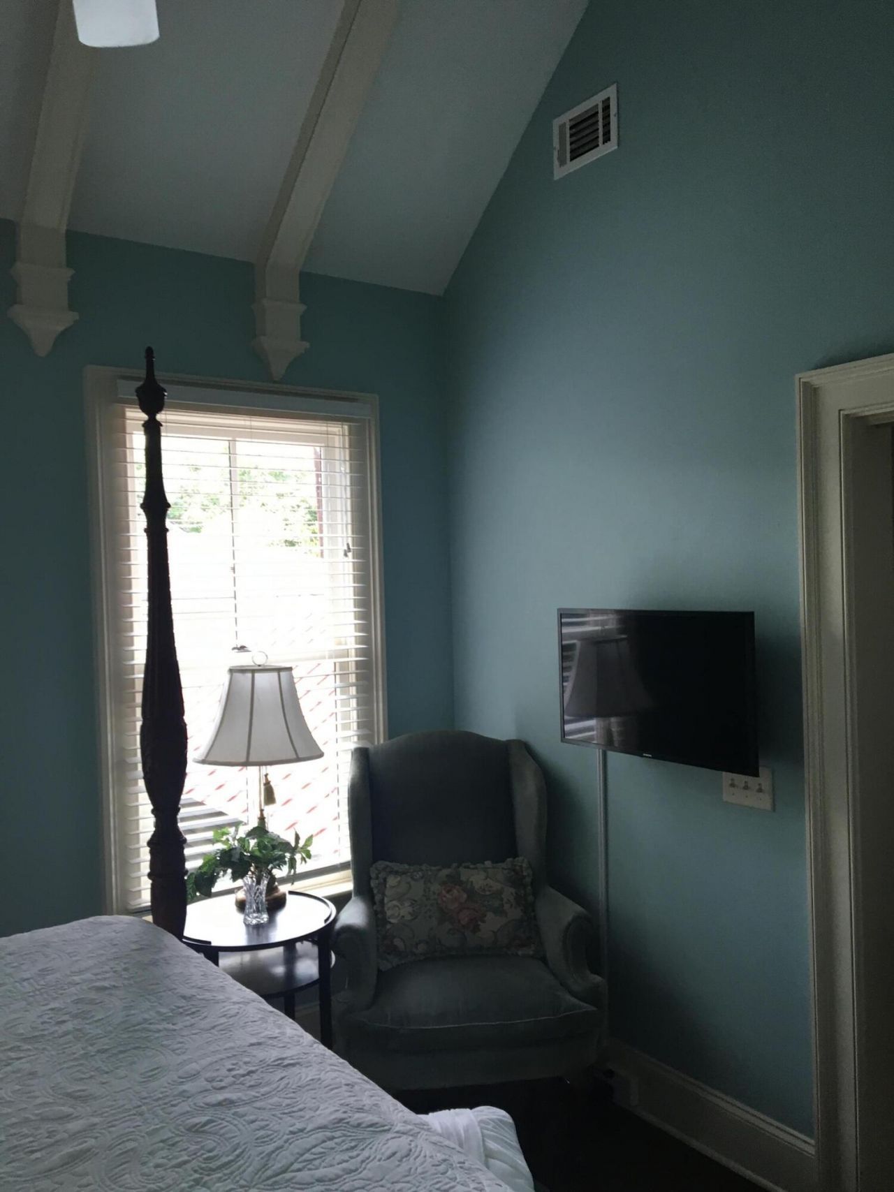 17 West Street Photo 10