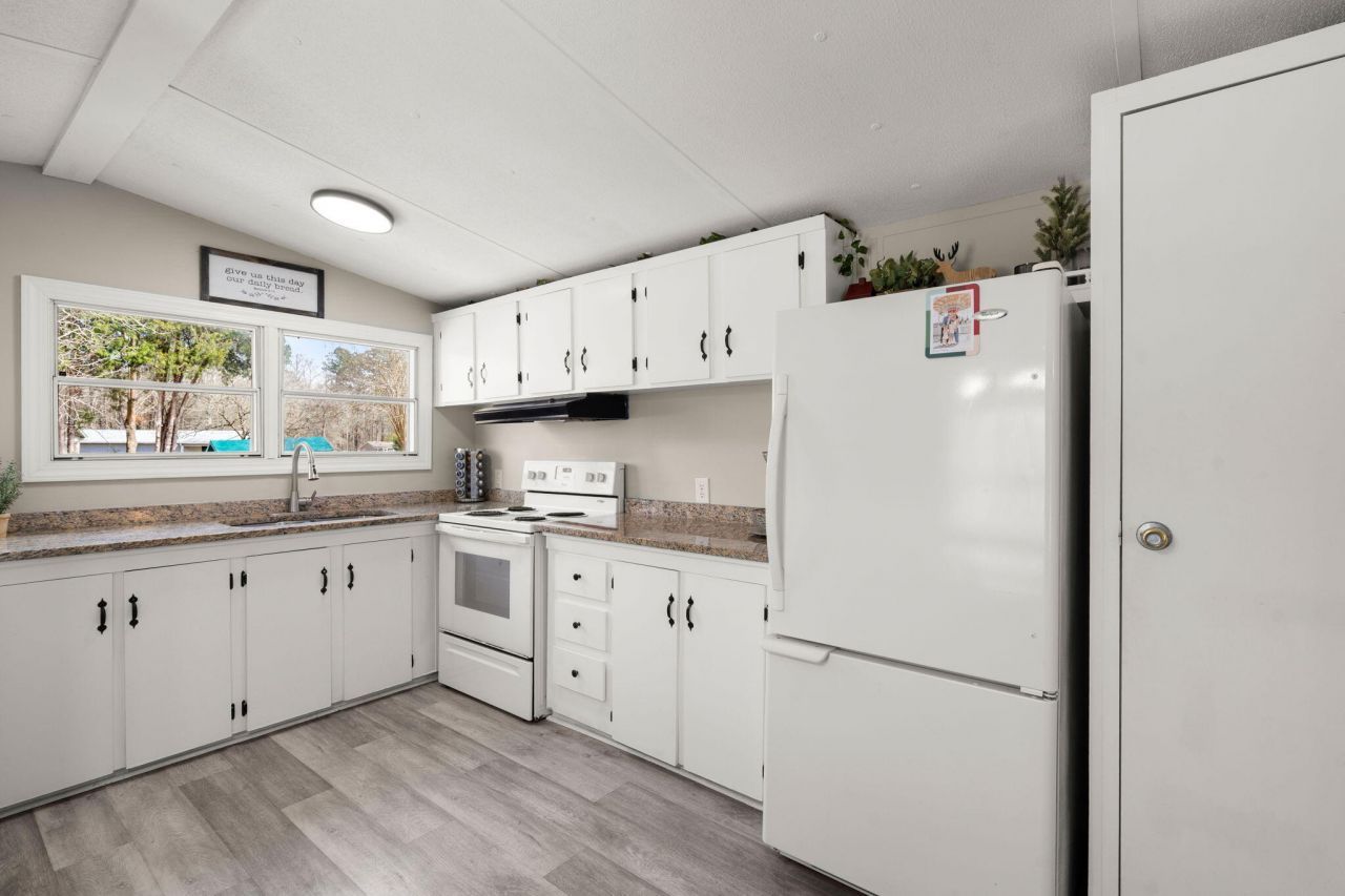 322 E Poplar Branch Drive Photo 10