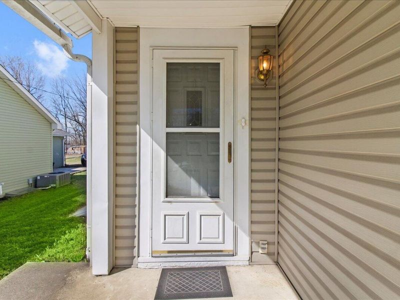 213 N Hayes Street, Bellefontaine, OH 43311 Photo 7