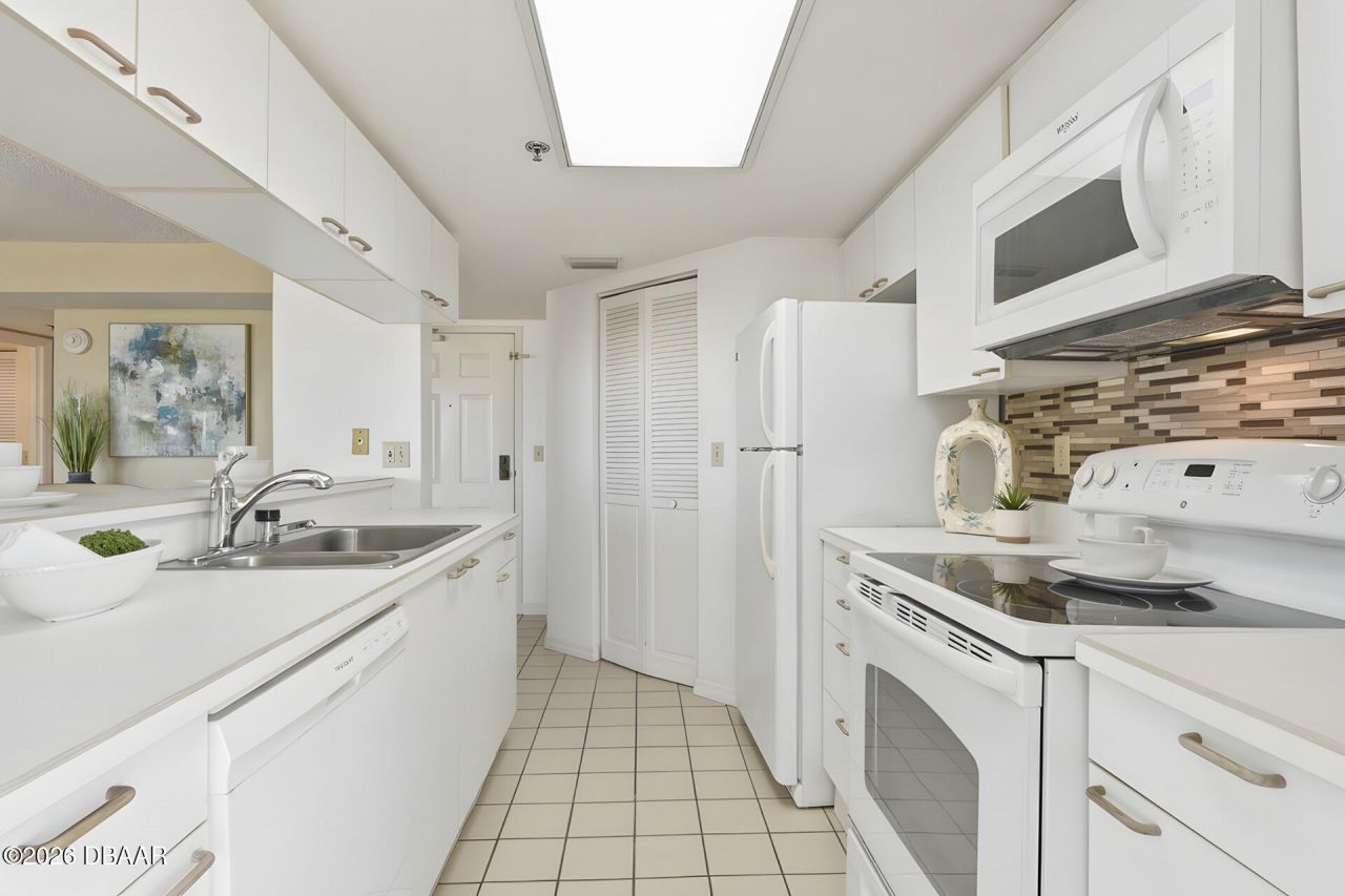 2917 S Atlantic Avenue, Unit 1101, Daytona Beach Shores, FL 32118 Photo