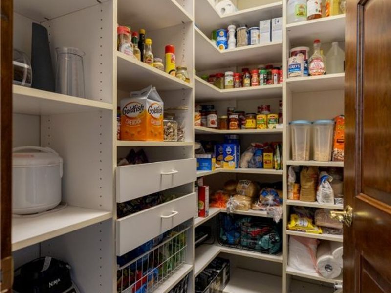 6182 Bertram Avenue NW, Canton, OH 44718 Photo 11