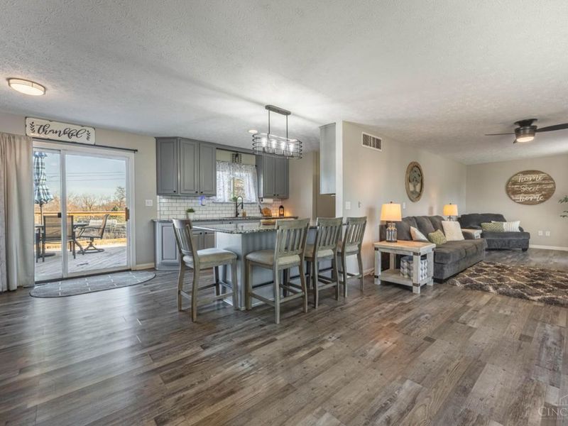 165 Elaine Drive, Franklin, OH 45005 Photo 11