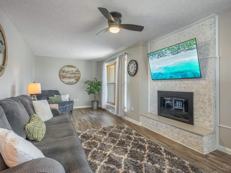 165 Elaine Drive, Franklin, OH 45005 Photo 12