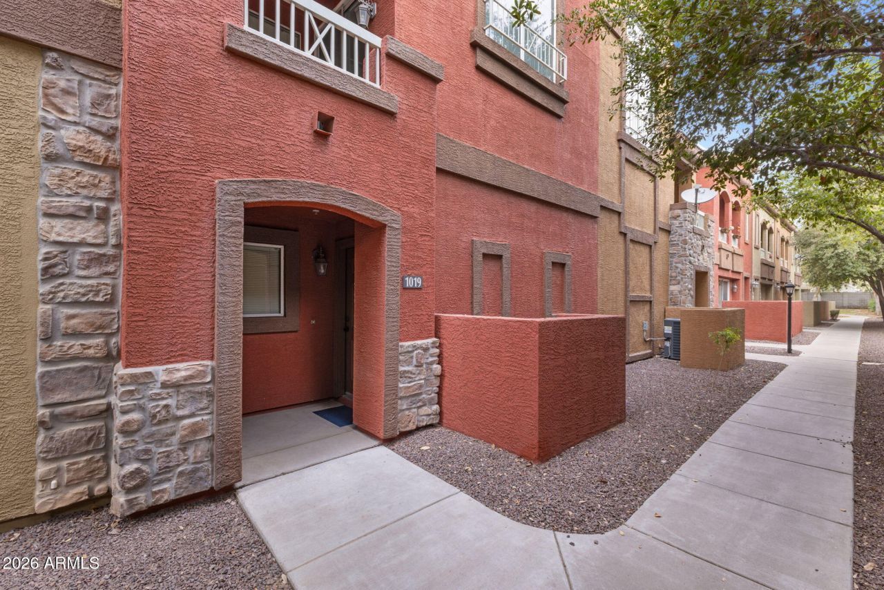 1920 E Bell Road, Unit 1019, Phoenix, AZ 85022 Main Photo