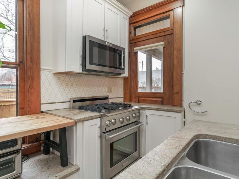 239 Buttles Avenue, Columbus, OH 43215 Photo 14