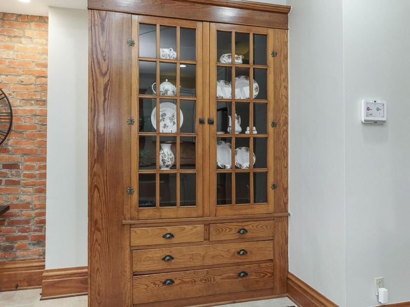 239 Buttles Avenue, Columbus, OH 43215 Photo 18