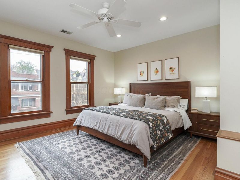 239 Buttles Avenue, Columbus, OH 43215 Photo 23