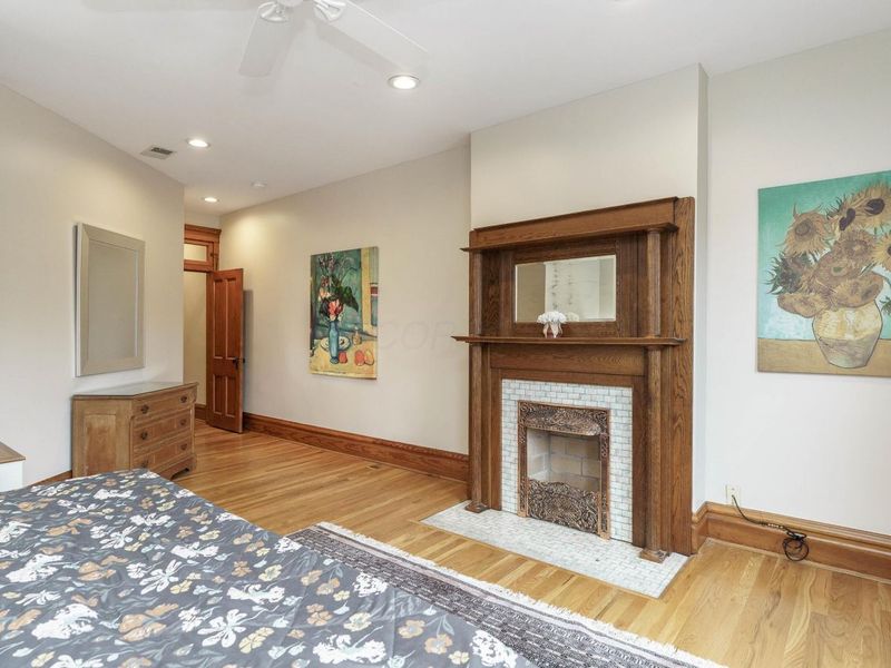 239 Buttles Avenue, Columbus, OH 43215 Photo 25