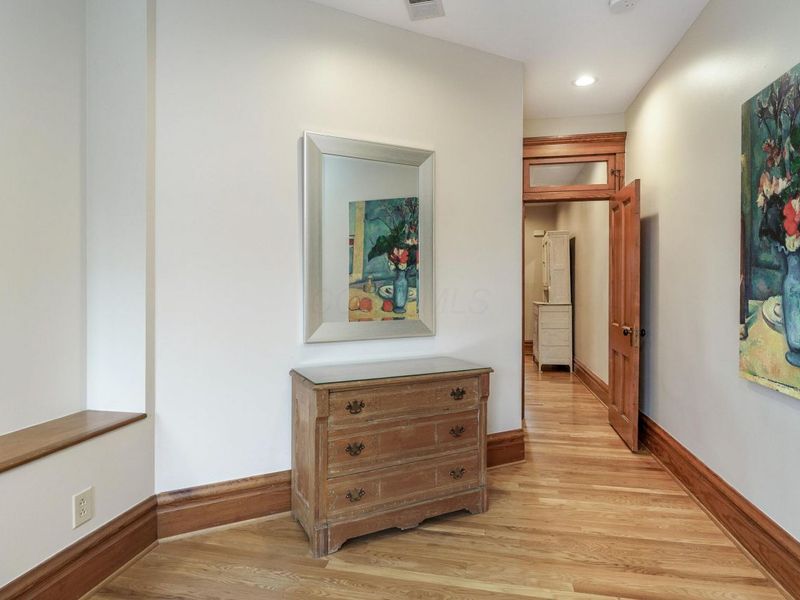 239 Buttles Avenue, Columbus, OH 43215 Photo 26