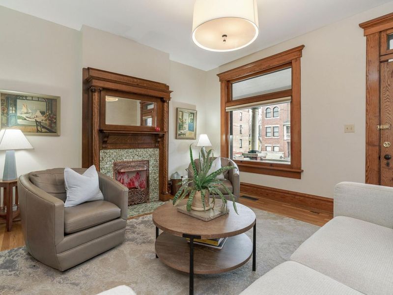 239 Buttles Avenue, Columbus, OH 43215 Photo 6