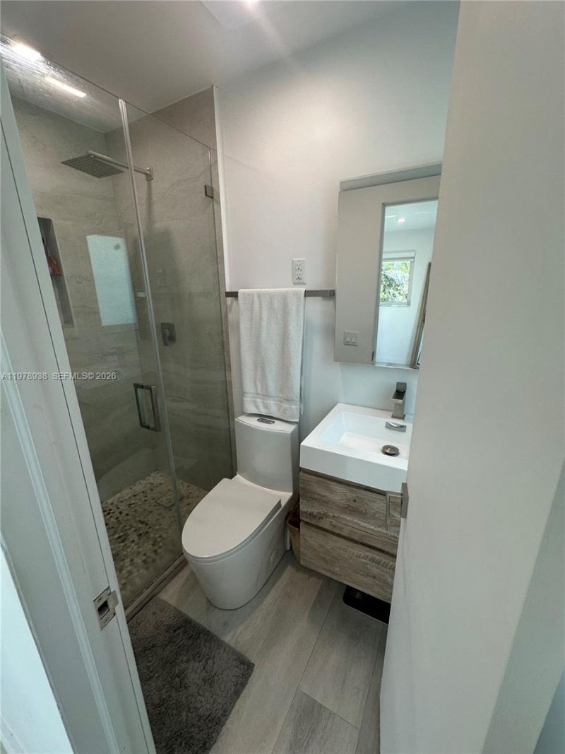 935 Lincoln St , Hollywood, FL 33019 Photo