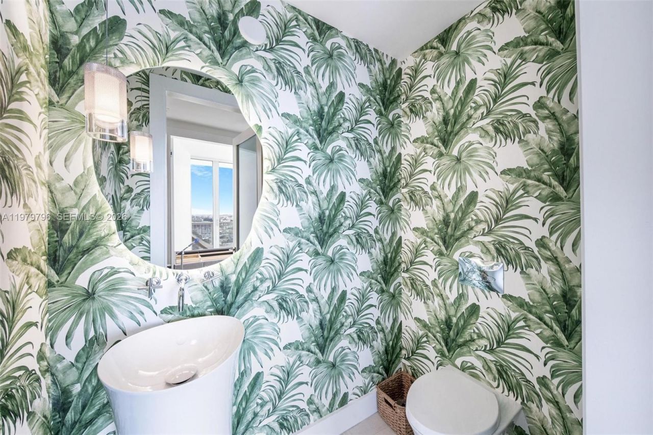 2020 N Bayshore Dr , Unit 2510, Miami, FL 33137 Photo