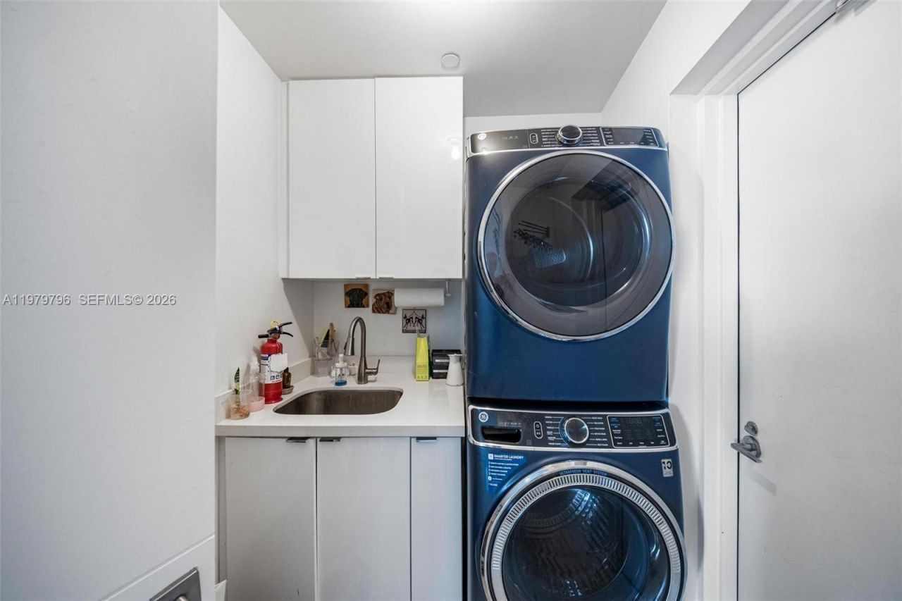 2020 N Bayshore Dr , Unit 2510, Miami, FL 33137 Photo