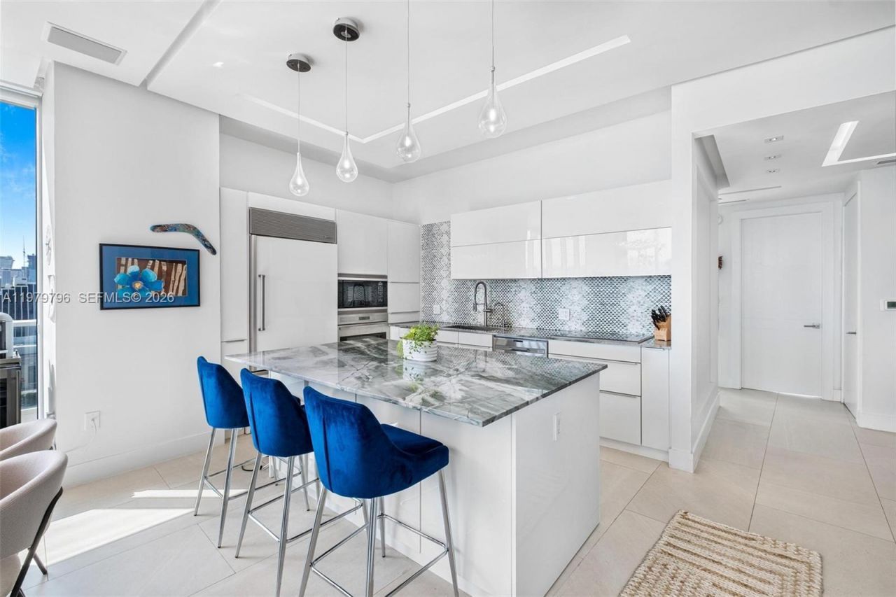 2020 N Bayshore Dr , Unit 2510, Miami, FL 33137 Photo