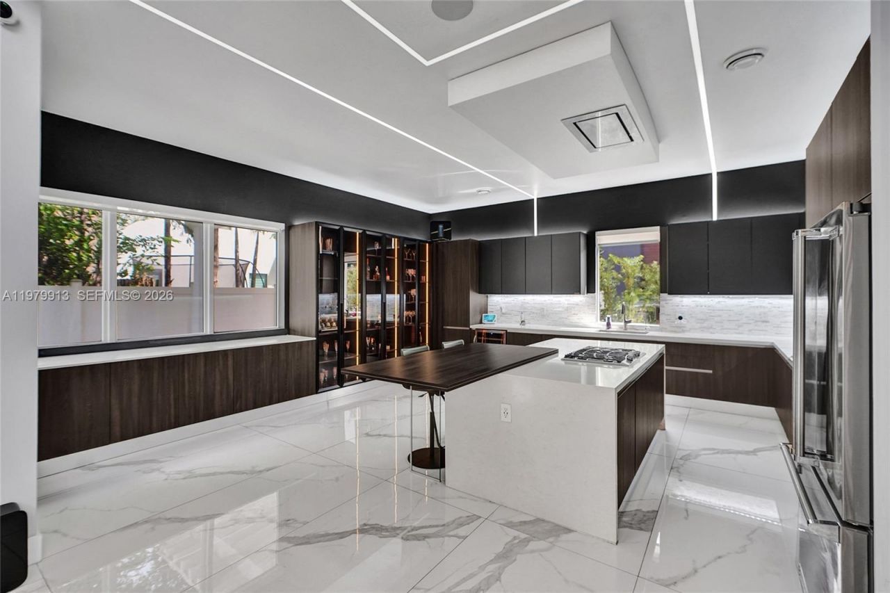 10223 NW 75th Ter , Unit ., Doral, FL 33178 Photo