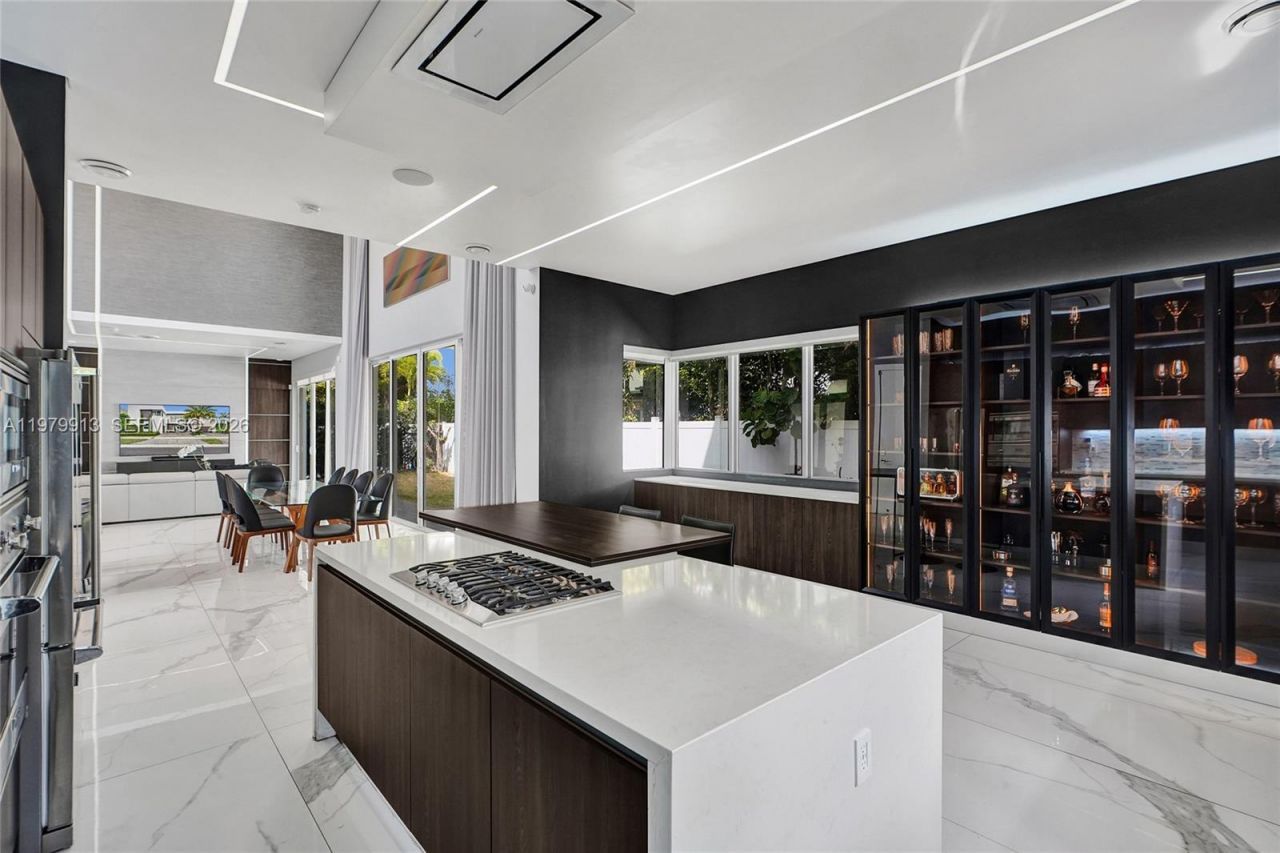 10223 NW 75th Ter , Unit ., Doral, FL 33178 Photo