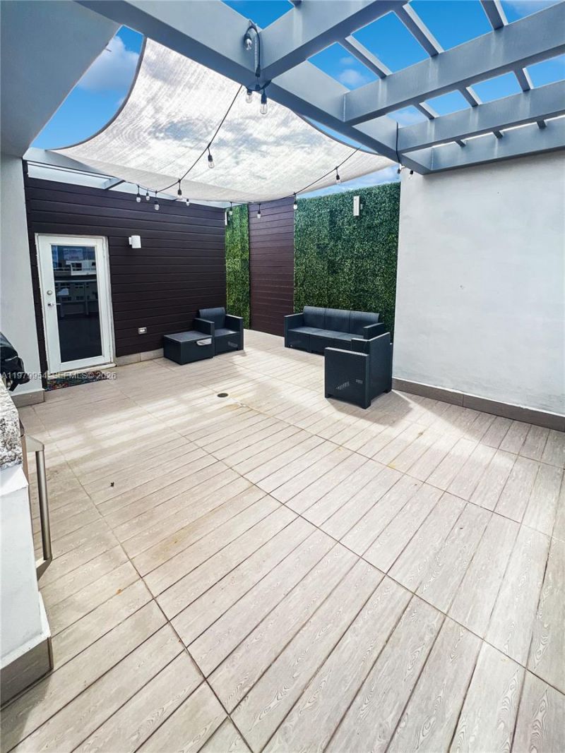 10336 NW 64th St , Unit ., Doral, FL 33178 Photo