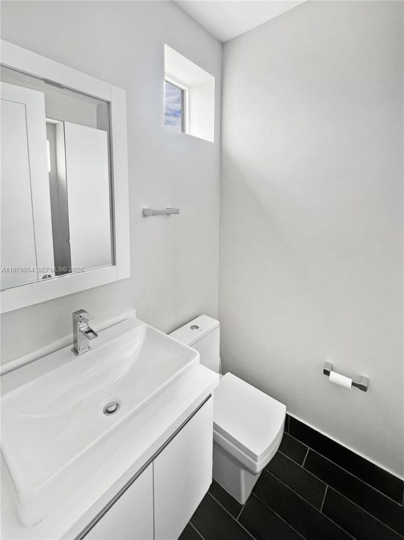 10336 NW 64th St , Unit ., Doral, FL 33178 Photo