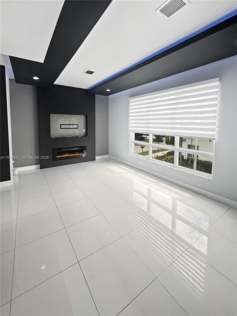 10336 NW 64th St , Unit ., Doral, FL 33178 Photo