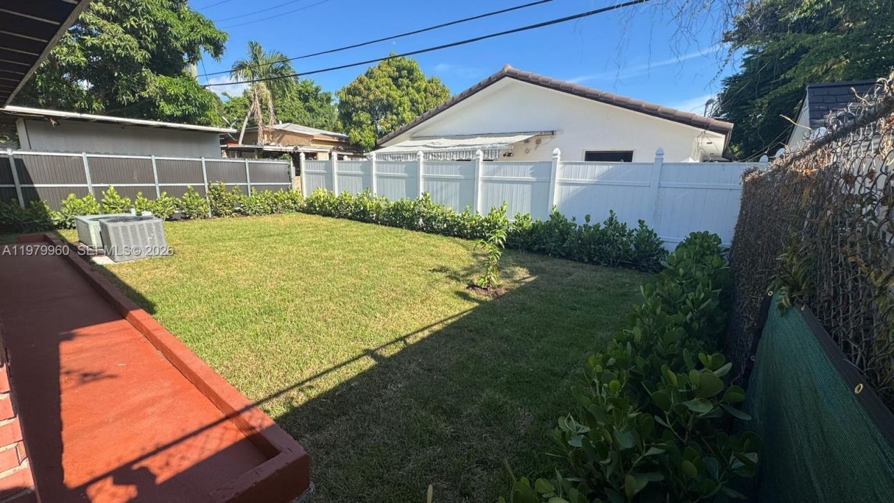 3610 SW 25th Ter , Unit 3612, Miami, FL 33133 Photo