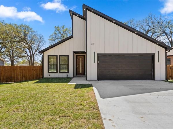 613 Tupuna Drive, Tool, TX 75143