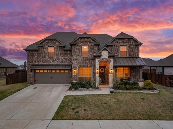 602 Dean Box Drive, Waxahachie, TX 75165