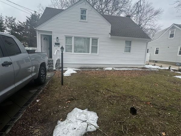 674 Winthrop Drive , Uniondale, NY 11553