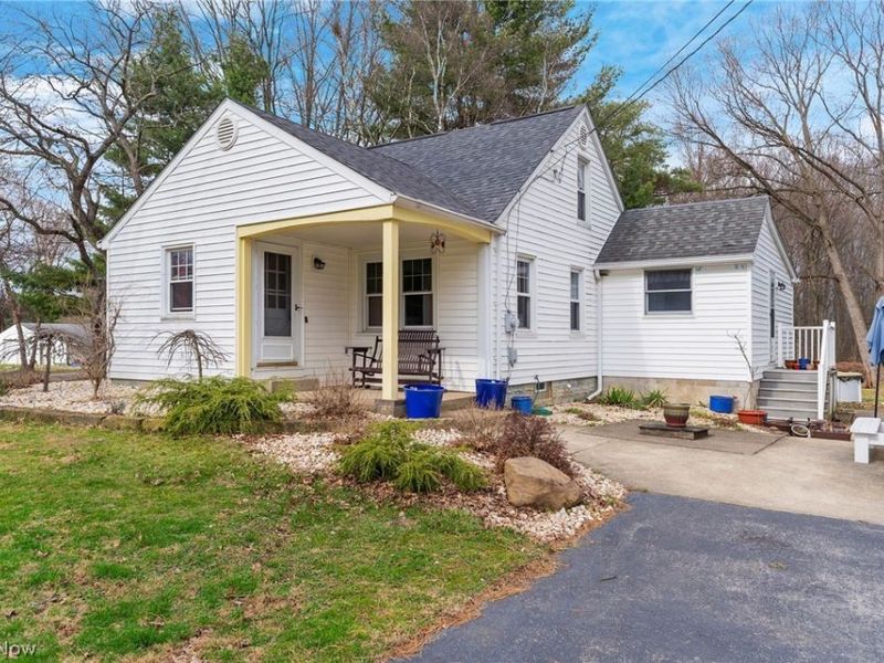 7441 Hubbard Bedford Road, Hubbard, OH 44425 Photo 3