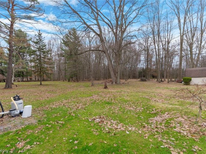 7441 Hubbard Bedford Road, Hubbard, OH 44425 Photo 31