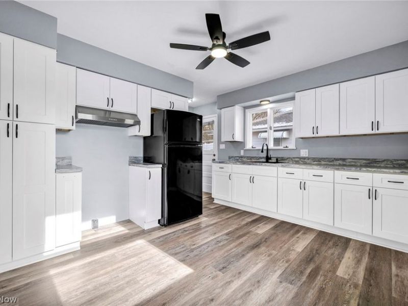 1171 Jason Avenue , Akron, OH 44314 Photo 13