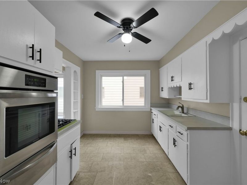 11103 Lincoln Avenue , Unit 1/DN, Garfield Heights, OH 44125 Photo 16