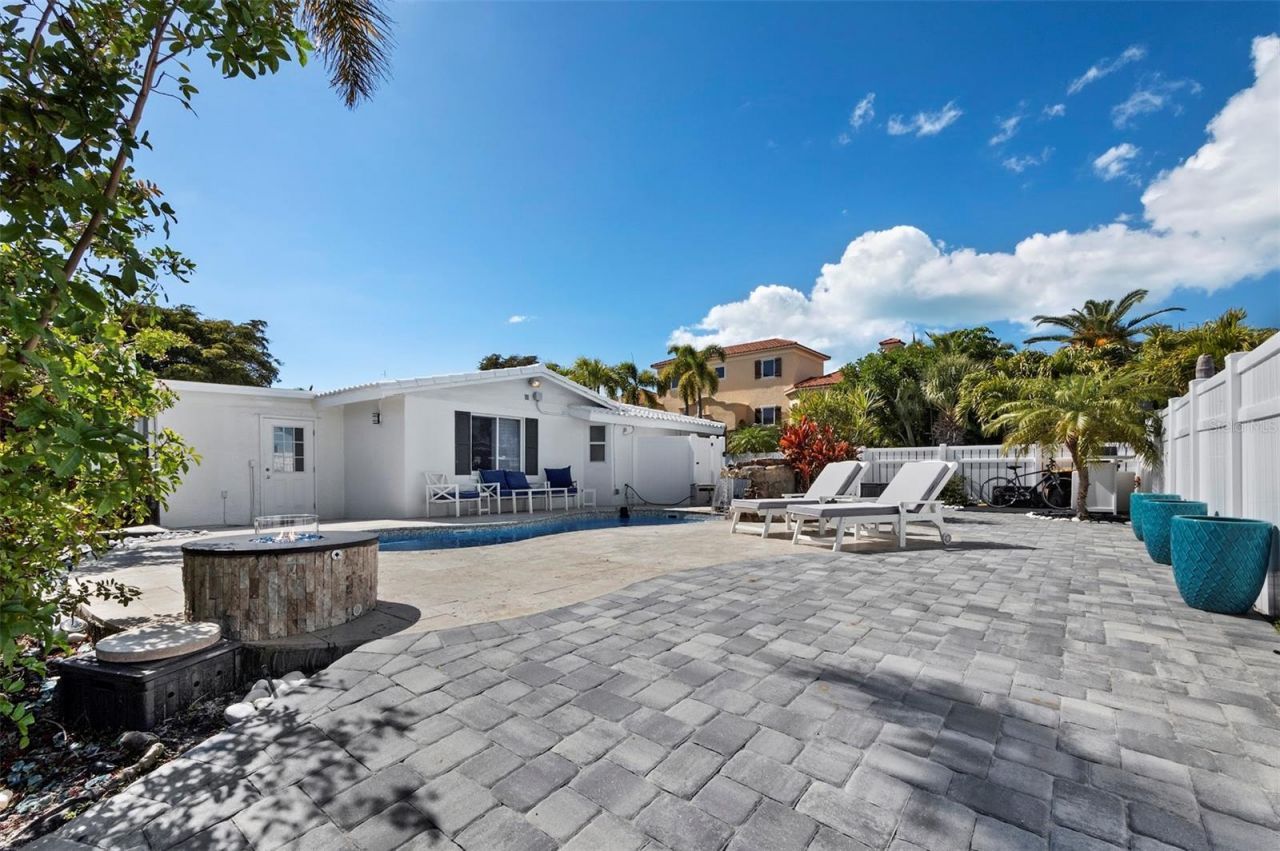 726 Jungle Queen Way, Longboat Key, FL 34228 Photo