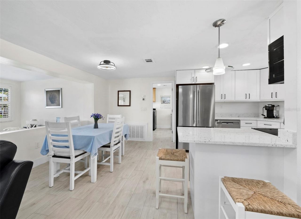 726 Jungle Queen Way, Longboat Key, FL 34228 Photo