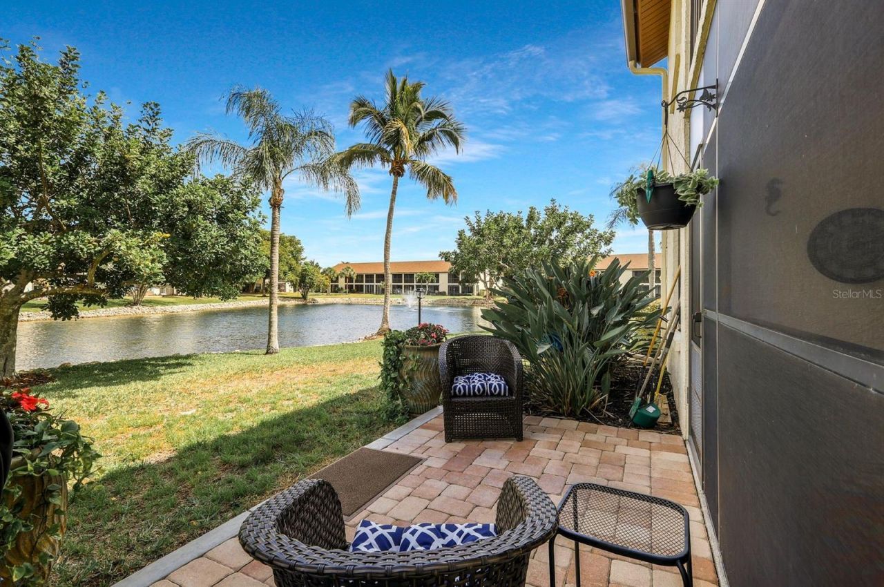 9290 Lake Park Drive , Unit 104, Fort Myers, FL 33919 Photo