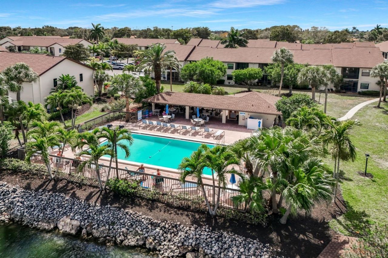 9290 Lake Park Drive , Unit 104, Fort Myers, FL 33919 Photo