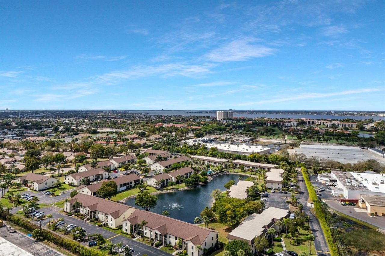 9290 Lake Park Drive , Unit 104, Fort Myers, FL 33919 Photo