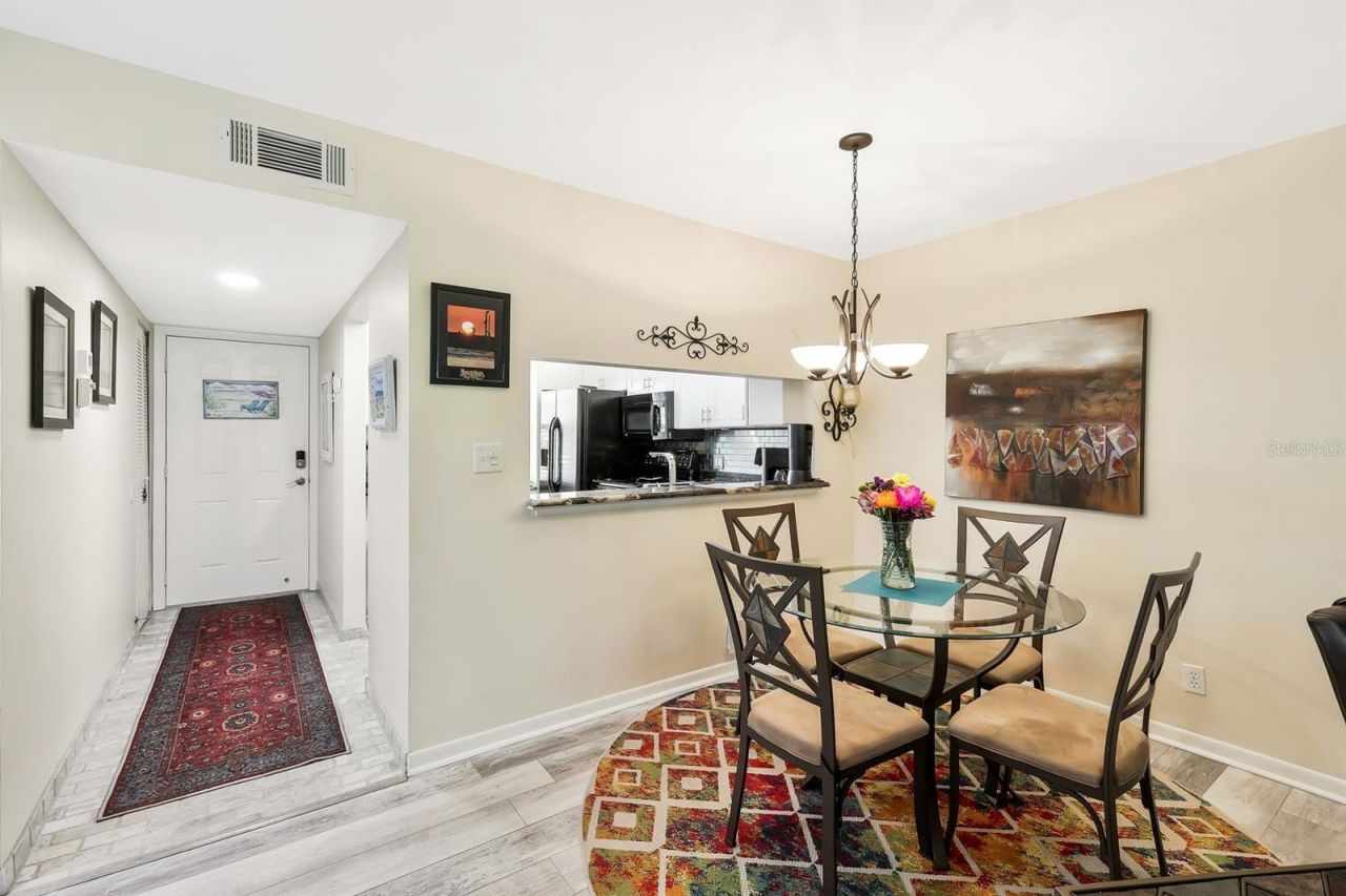 9290 Lake Park Drive , Unit 104, Fort Myers, FL 33919 Photo