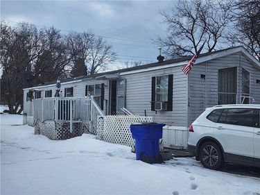 134 Fourth, Weedsport, NY 13166