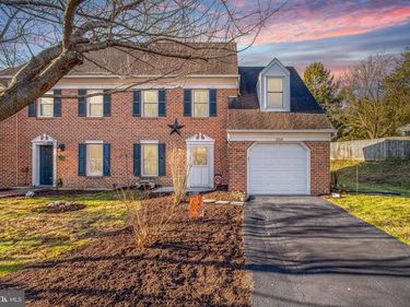 250 HUNTINGTON DRIVE, MOUNTVILLE, PA 17554