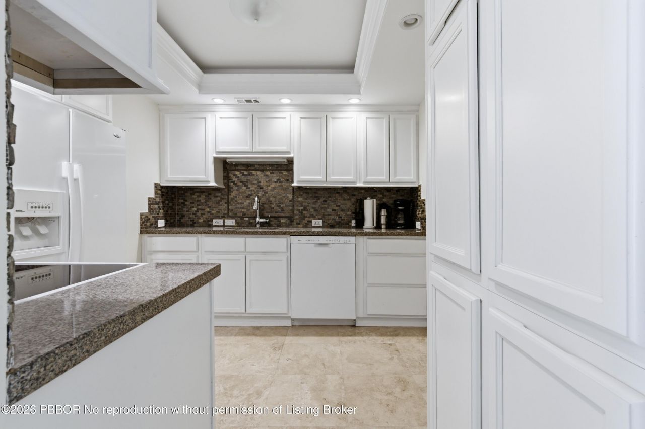 170 N Ocean Boulevard, Unit 303, Palm Beach, FL 33480 Photo
