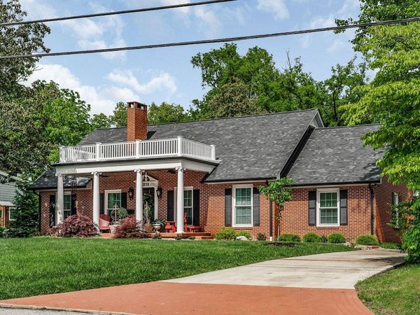 819 N Jefferson Ave , Cookeville, TN 38501